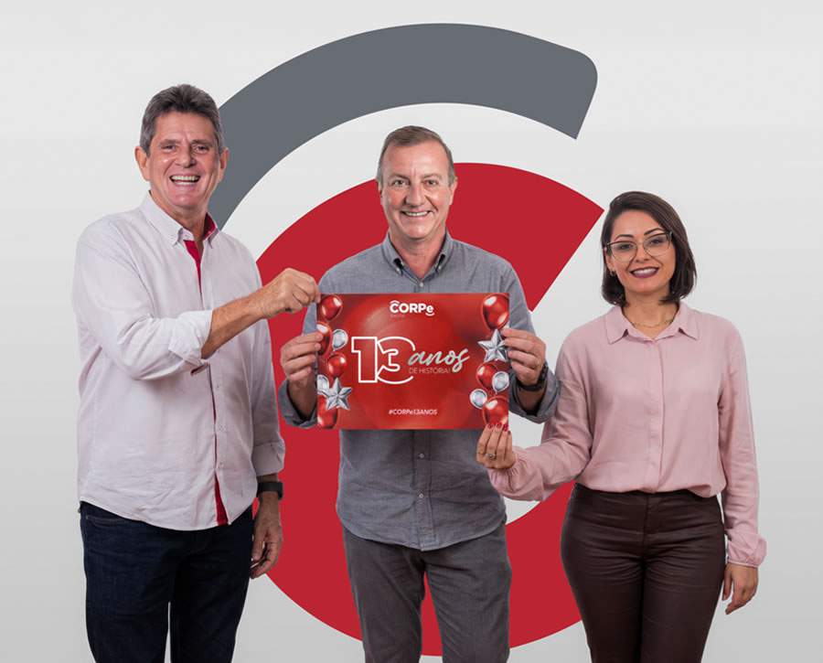 Foto: Claudio Pardal, diretor Comercial Nacional; Dirceu Canal, presidente; e Valquiria Brovini, diretora Executiva da CORPe Sa&uacute;de