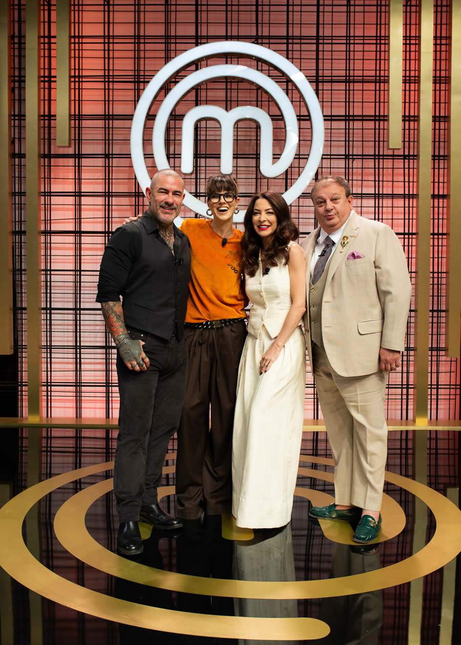 Henrique Fogaça, Helena Rizzo, Ana Paula Padrão e Erick Jacquin. Crédito: Marcelinho Santos/Band