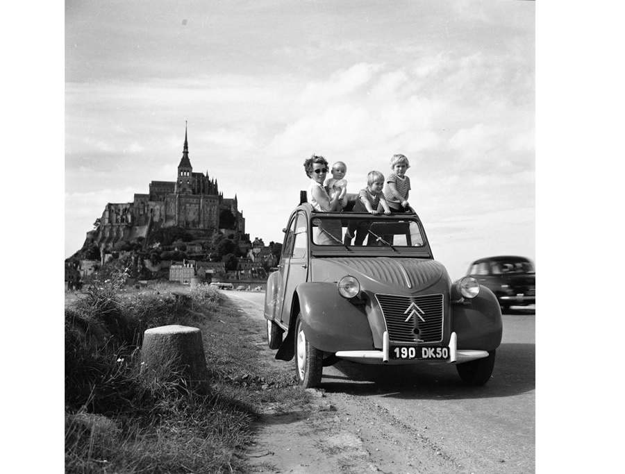 Hist&oacute;rico, ic&ocirc;nico e popular: o 2 CV comemora seu 75&ordm; anivers&aacute;rio