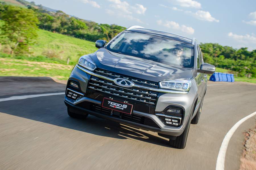 Tiggo 8 Ganha Nova Versão TXS com Tecnologia MAX DRIVE e Novidades em Estilo, Equipamentos e Interior