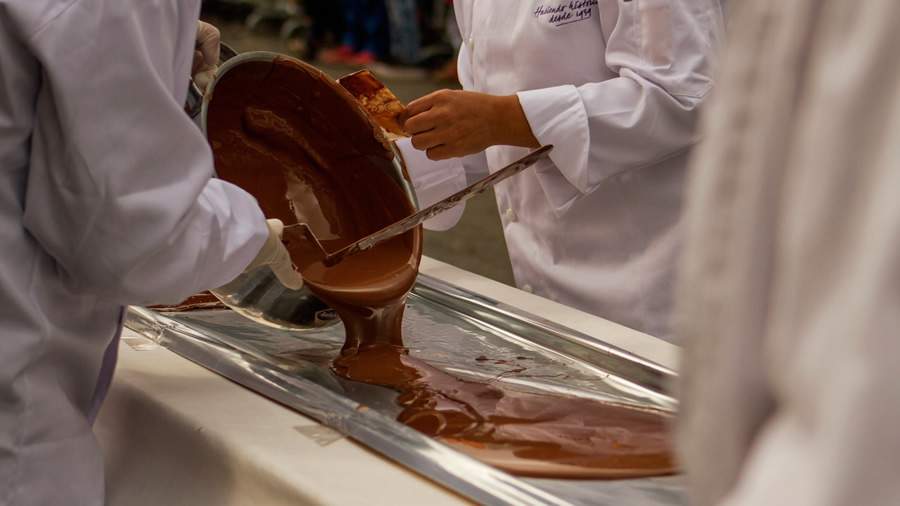 Bariloche ter&aacute; barra de chocolate com mais de 200 metros de comprimento durante Semana Santa