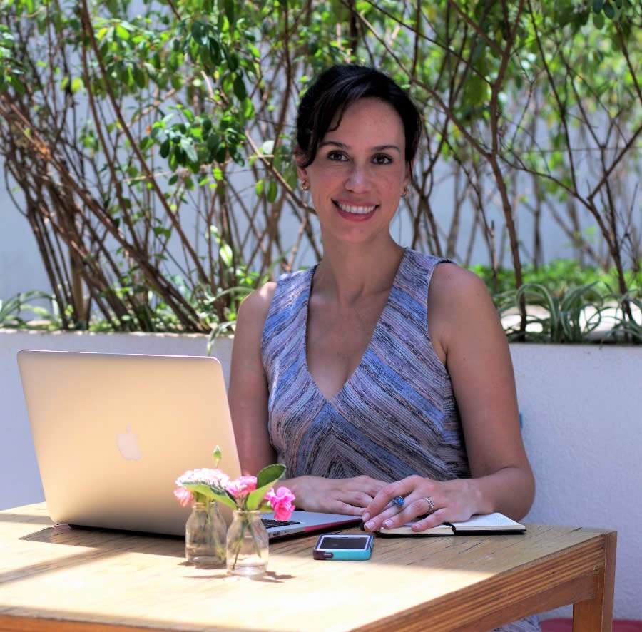 Vivian Wolff, Coach de Vida e Carreira pelo Integrated Coaching Institute