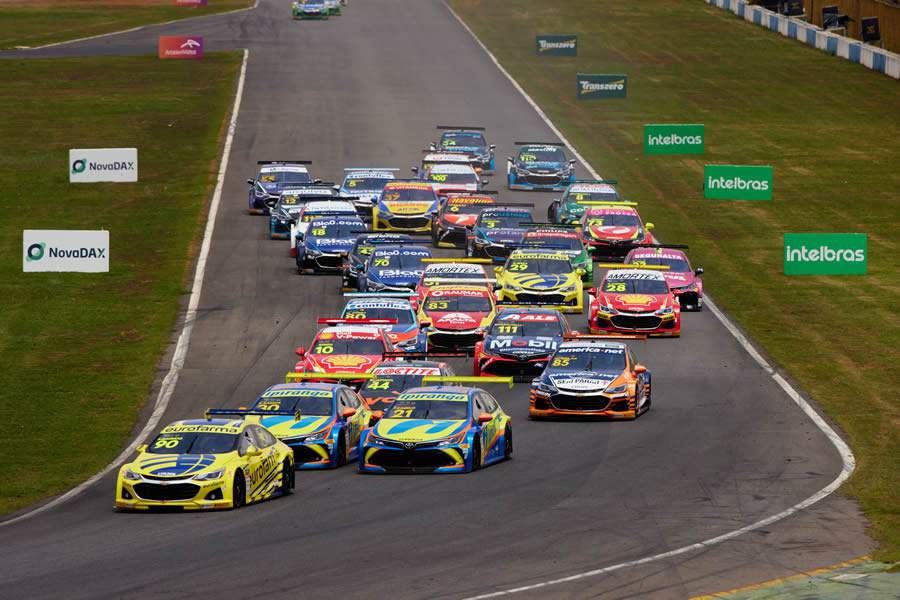  A Stock Car acelera para homenagear Reinaldo Campello em Goi&acirc;nia (Marcelo Machado de Melo/Stock Car)