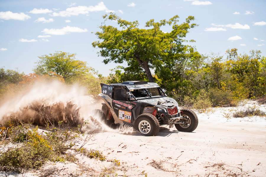 Dupla est&aacute; animada para o roteiro in&eacute;dito no litoral sul paulista - (Victor Eleut&eacute;rio/Fotop)