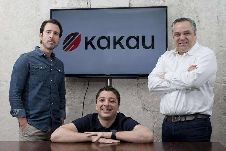 Da esquerda para direita: Marcelo Torres, Diogo Russo, sócios-diretores da Kakau, e Henrique Volpi, CEO da Kakau Seguros