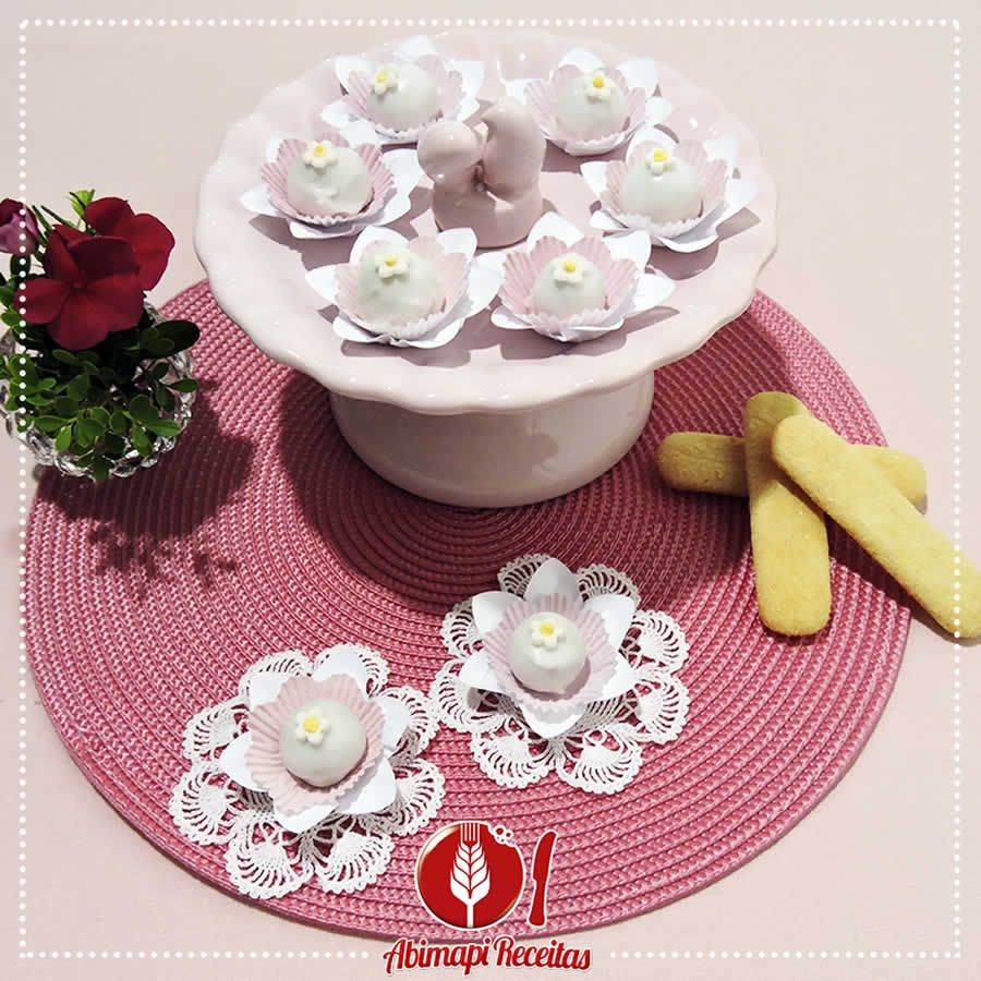 Dê um toque especial à sua festa com camafeu de nozes