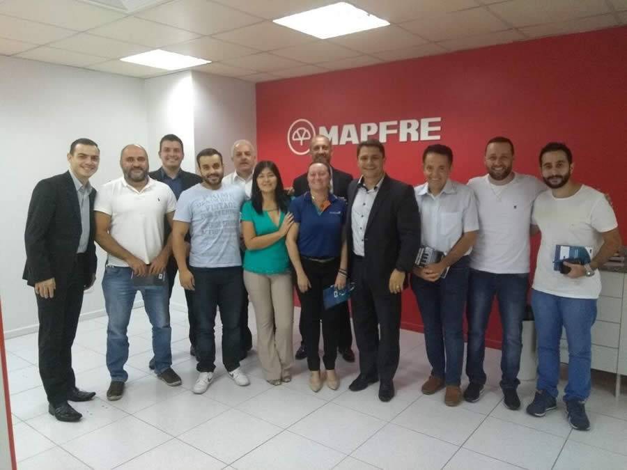 AUTOGLASS se reúne com corretores do ABC Paulista nas sucursais da M a p f r e