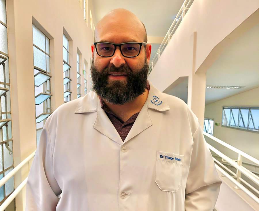 Thiago Cassi Bobato &eacute; coordenador m&eacute;dico do Pronto Socorro e do Hospital Universit&aacute;rio Cajuru - Cr&eacute;ditos: Divulga&ccedil;&atilde;o