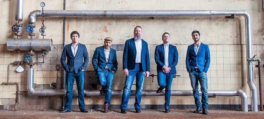 Com apresenta&ccedil;&atilde;o &uacute;nica em S&atilde;o Paulo, no Teatro Unimed, S&oacute;nico faz sua primeira turn&ecirc; no Brasil, que tamb&eacute;m inclui Belo Horizonte e Porto Alegre. (cr&eacute;ditos: Griet De Cort)