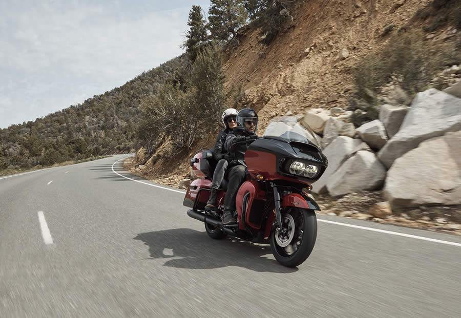 J&aacute; para quem quer carregar mais bagagem com mais conforto, a Road Glide Limited &eacute; uma &oacute;tima op&ccedil;&atilde;o Divulga&ccedil;&atilde;o/Harley-Davidson do Brasil