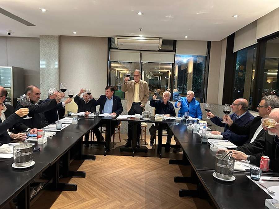 No jantar de julho, casa cheia. Um brinde ao longevo e ativo Clube da Bolinha do Rio de Janeiro &ndash; foto: Divulga&ccedil;&atilde;o