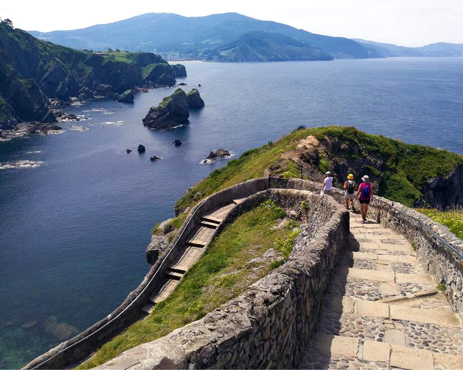 Quase 50% dos brasileiros dizem ter alta probabilidade de viajar a lazer nos primeiros 6 meses ap&oacute;s a vacina - Divulga&ccedil;&atilde;o