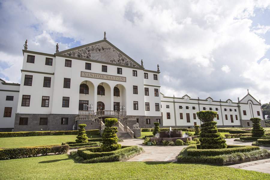Augusto Tomasi/Divulgação Fachada da Vinícola Salton que fica em Bento Gonçalves, Serra Gaúcha