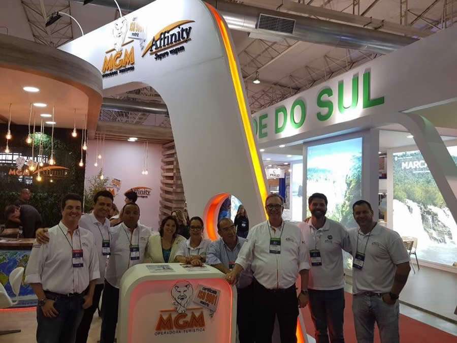 Affinity Seguro participa do Festuris Gramado e patrocina festa de abertura com parceiros