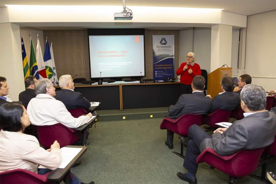 Palestra promovida pelo SindSeg MG/GO/MT/DF apresenta os riscos de inc&ecirc;ndio no hipercentro da capital mineira