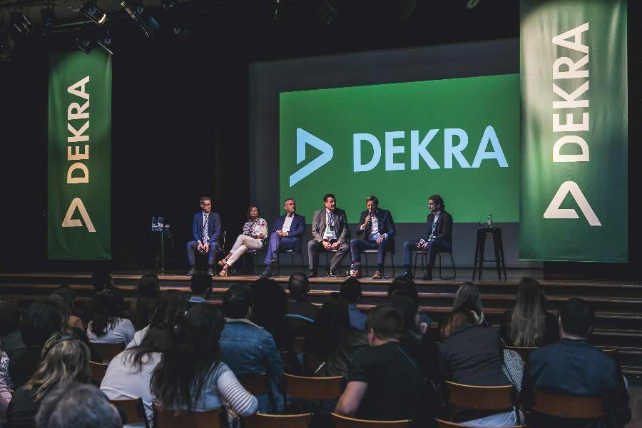 Em um bate papo, os palestrantes tiraram as d&uacute;vidas dos candidatos