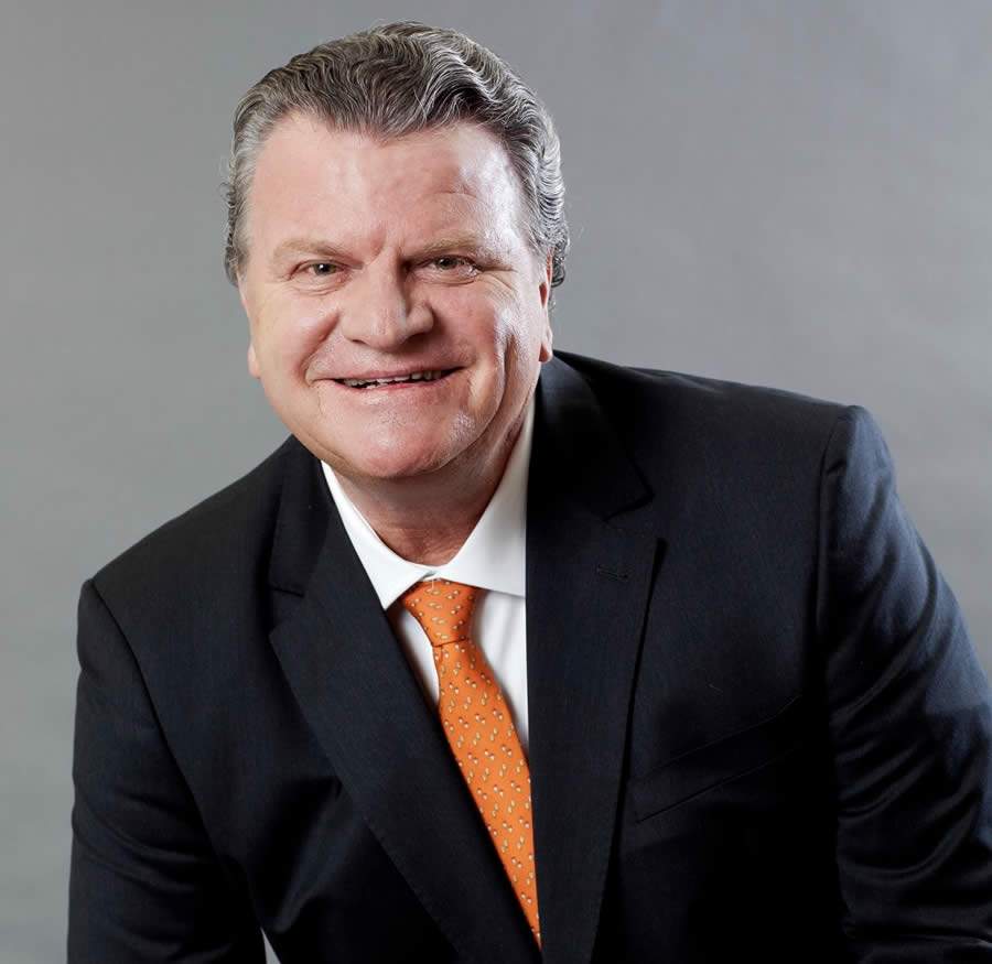 José Adalberto Ferrara, Presidente da Tokio Marine