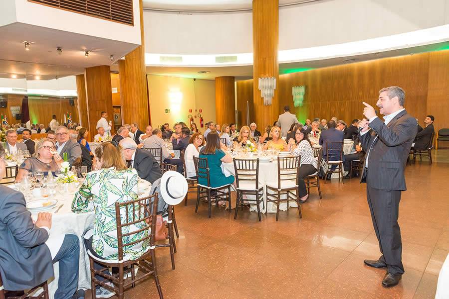 Odonto Empresas apresenta planos odontol&oacute;gicos como op&ccedil;&atilde;o rent&aacute;vel aos corretores