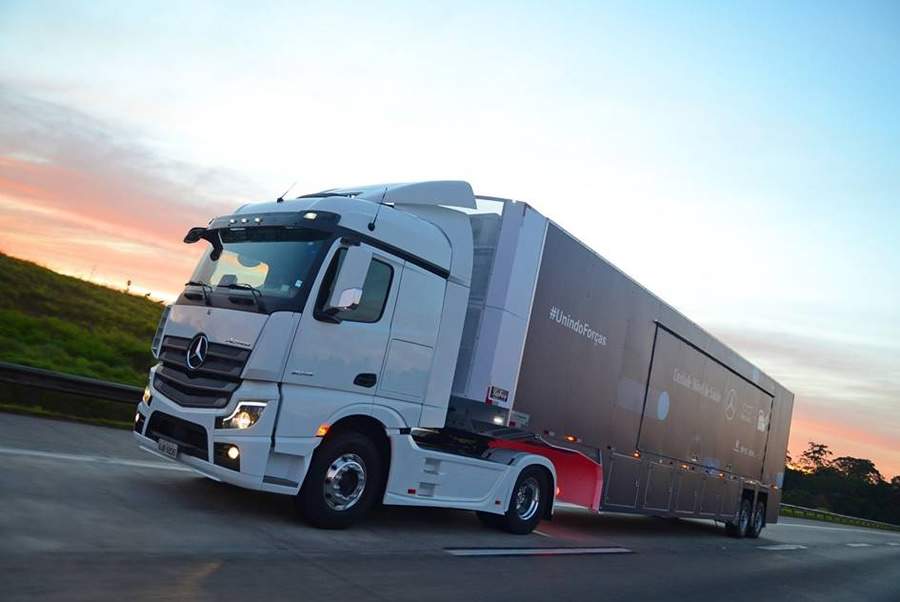 Mercedes-Benz e parceiros levam Unidades M&oacute;veis da Sa&uacute;de para atendimento durante o Rally dos Sert&otilde;es e no norte do Paran&aacute;