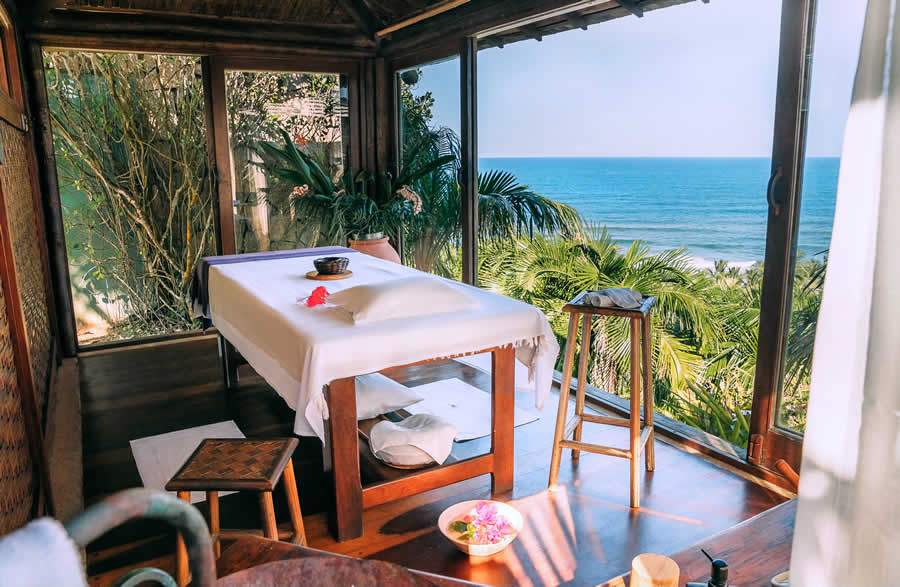 Txai Resort Itacar&eacute; oferece massagem especial para gr&aacute;vidas