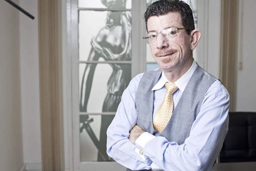 Dr. Aparecido In&aacute;cio Ferrari de Medeiros