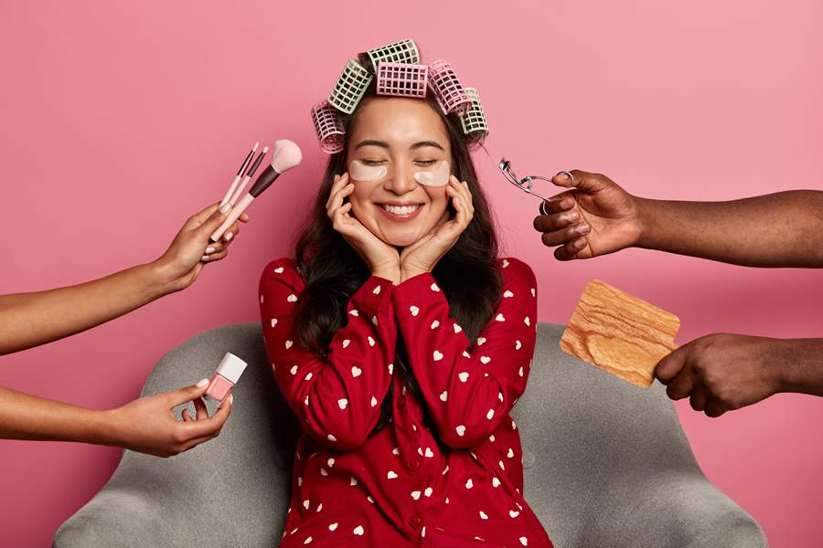 Natal, ano-novo e liquida&ccedil;&otilde;es de janeiro s&atilde;o oportunidades para aumentar vendas online e fidelizar clientes, destaca plataforma de e-commerce - Freepik