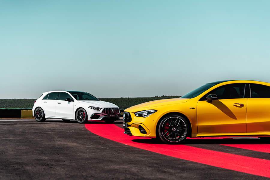 Mercedes-AMG apresenta novos motores 45: combina&ccedil;&atilde;o do desempenho das pistas com o design &uacute;nico dos esportivos da marca