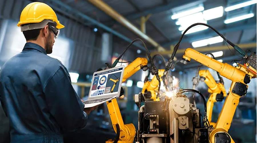 Como a tecnologia pode inovar o setor de manufatura em 2023