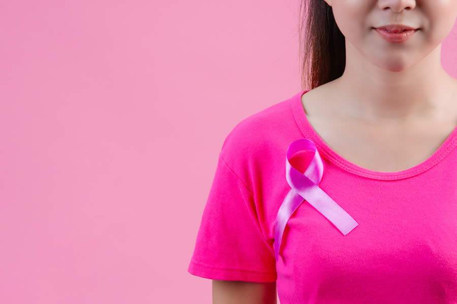 Outubro Rosa: alerta para prevenção e detecção precoce do câncer de mama