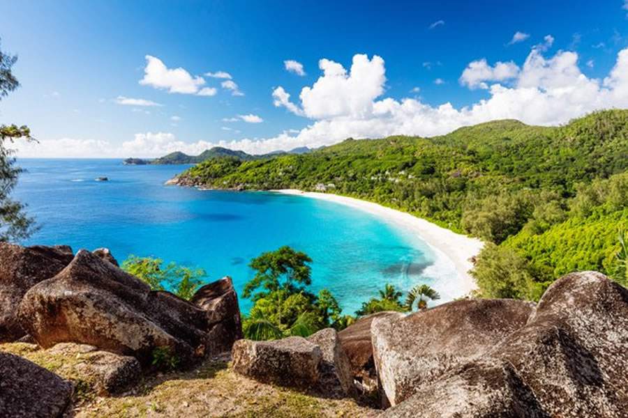 Anse Intendance, que conquistou o décimo segundo lugar no ranking, está situada na maior ilha de Seychelles: Mahé. - Foto por: Torsten Dickmann