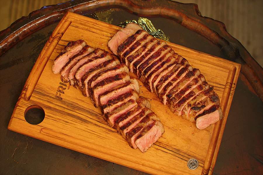 Dia do Churrasqueiro: FriGol d&aacute; dicas para garantir qualidade e sabor no preparo de carnes de sucesso