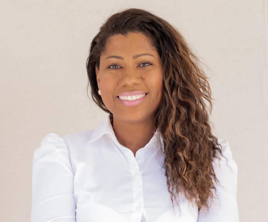 Andreia Severino_Executiva Comercial Seguros Cr&eacute;dito Divulga&ccedil;&atilde;o