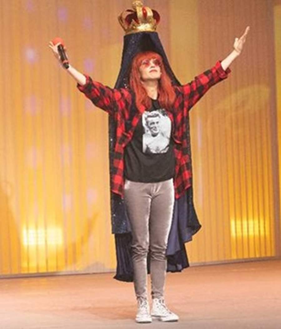 The Town recebe pocket show de Mel Lisboa inspirado em Rita Lee