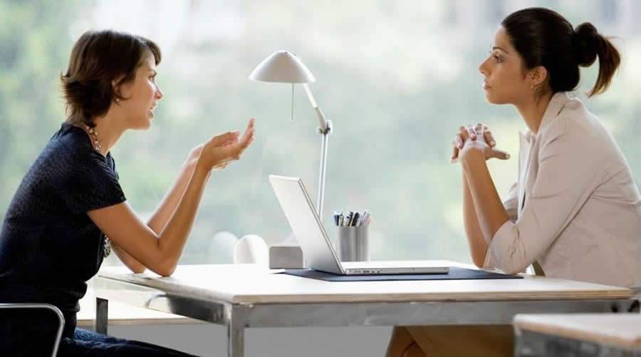  O feedback &eacute; uma ferramenta poderosa de desenvolvimento humano e deve ser praticada por todos na empresa - Cr&eacute;dito: Divulga&ccedil;&atilde;o