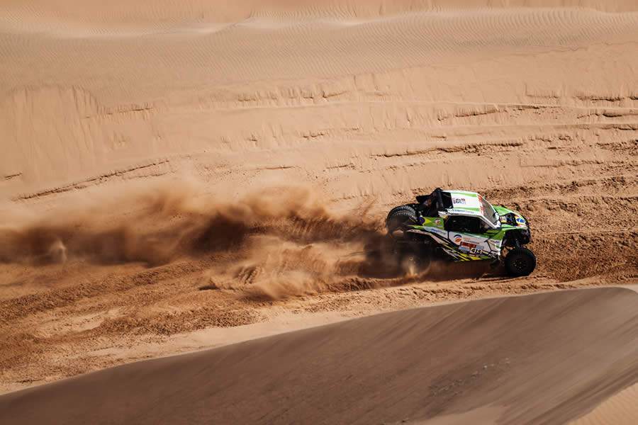 Luppi/Justo fizeram 11 ultrapassagens nesta 8a etapa do Dakar - (Victor Eleut&eacute;rio/Fotop)