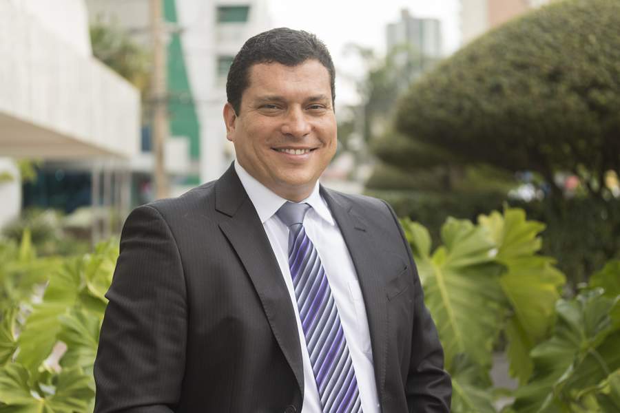 Rog&eacute;rio Neves - s&oacute;cio-fundador da plataforma de permutas XporY.com, Rafael Barbosa