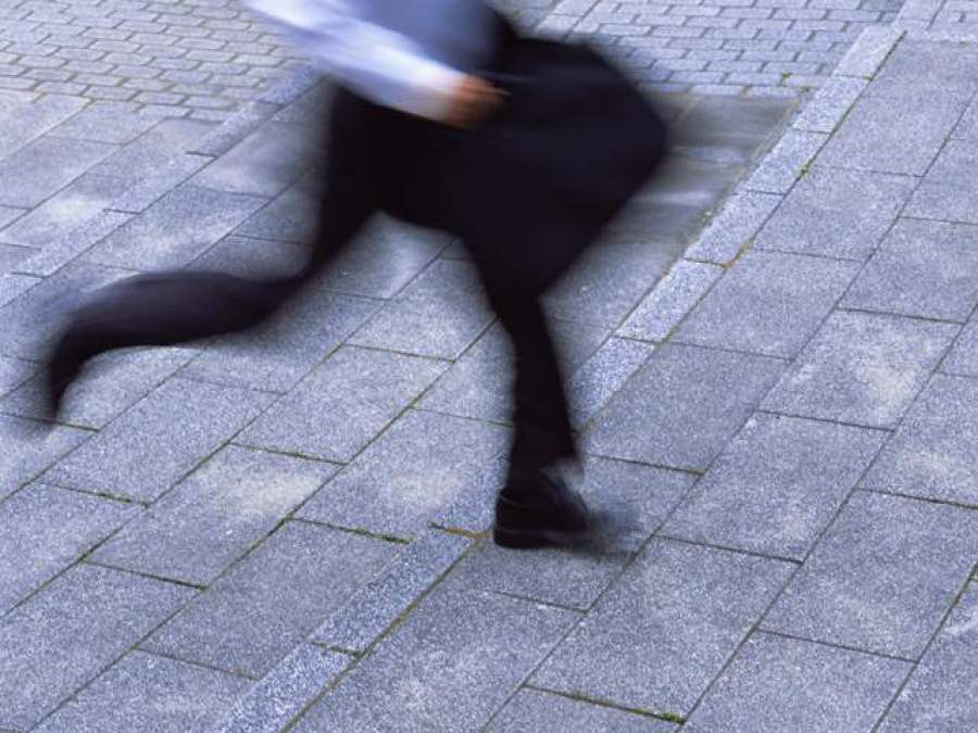 Estudo aponta que profissionais das &aacute;reas administrativas e comerciais s&atilde;o os mais estressados