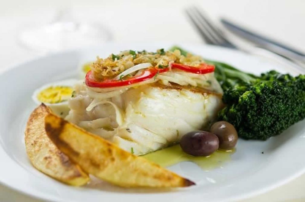 Receita de Bacalhau Grelhado &eacute; sugest&atilde;o do Claudius Grill para P&aacute;scoa