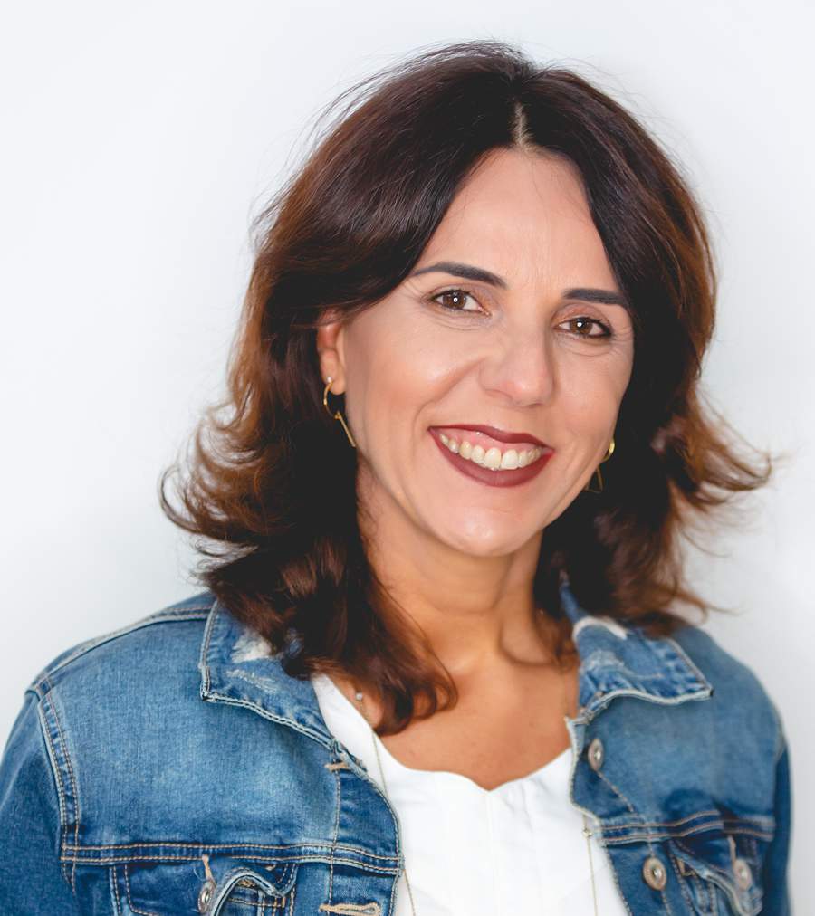 Leila--Guimaraes-Adsmovil