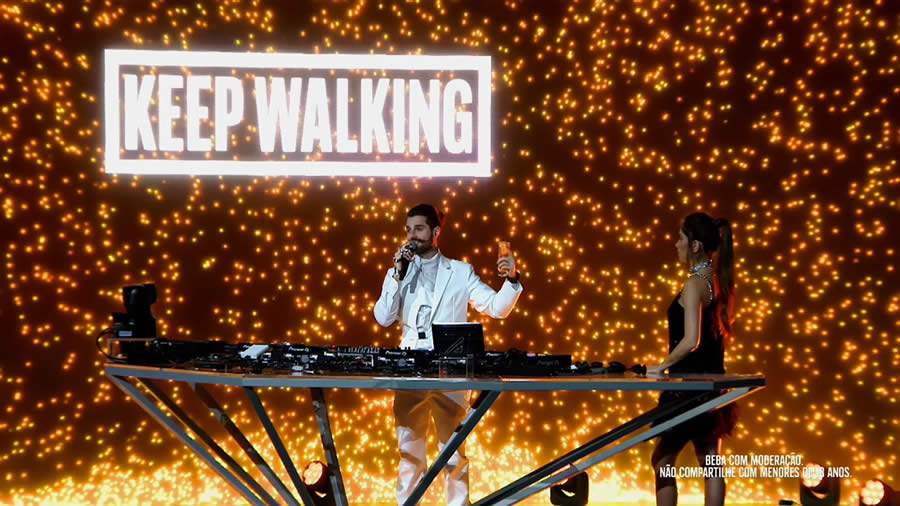 Em Alive Com Milhões, Alok Convoca Para Brinde Solidário de Johnnie Walker Para Promover o Natal Sem Fome