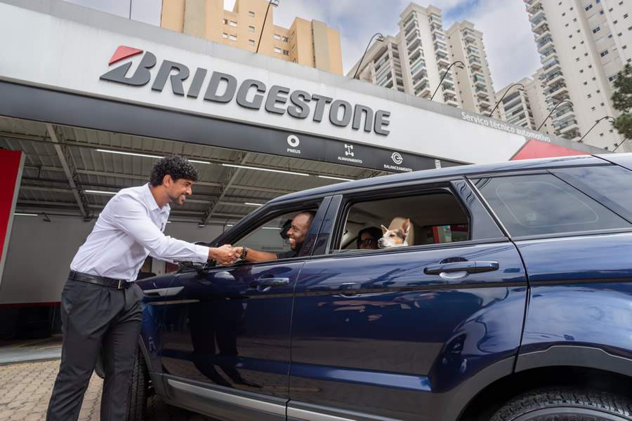 Bridgestone lan&ccedil;a promo&ccedil;&atilde;o &ldquo;Seu Pneu de Carro Novo&rdquo;