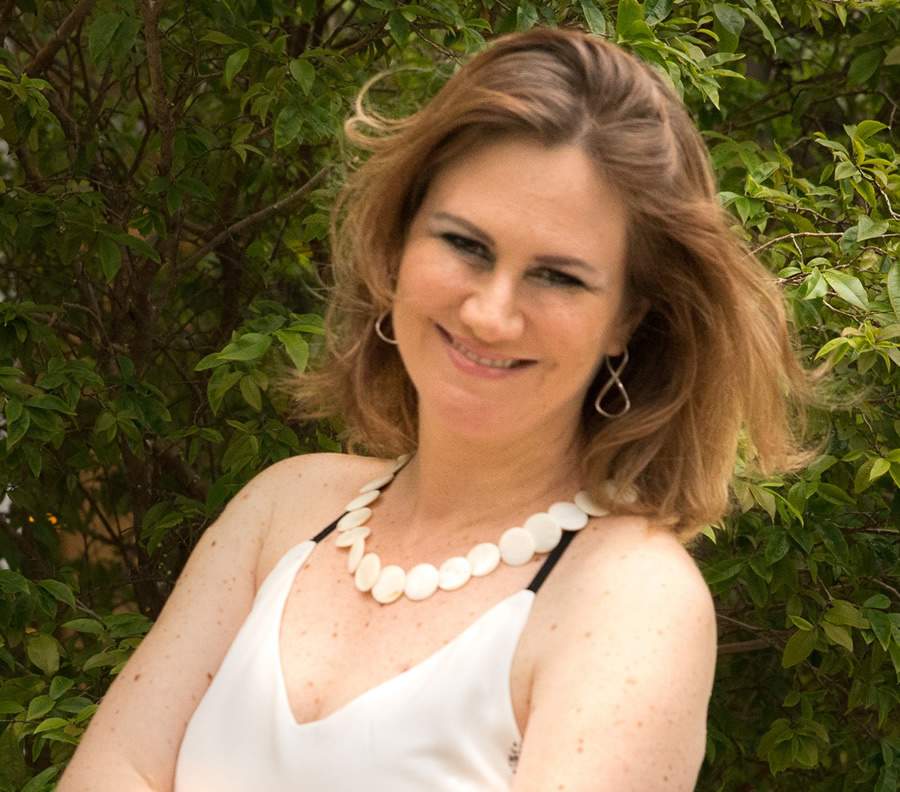 Lucedile Antunes - Divulga&ccedil;&atilde;o - Literare Books International