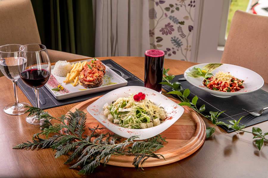 Pratos do Restaurante Alquimia encantam o olhar e agradam o paladar - Carla Paraizo