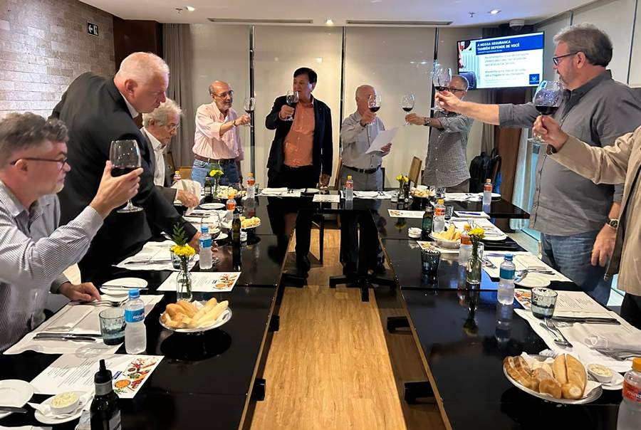  Bolinhas brindam a uni&atilde;o, fraternidade e amizade &ndash; Cr&eacute;dito: Divulga&ccedil;&atilde;o