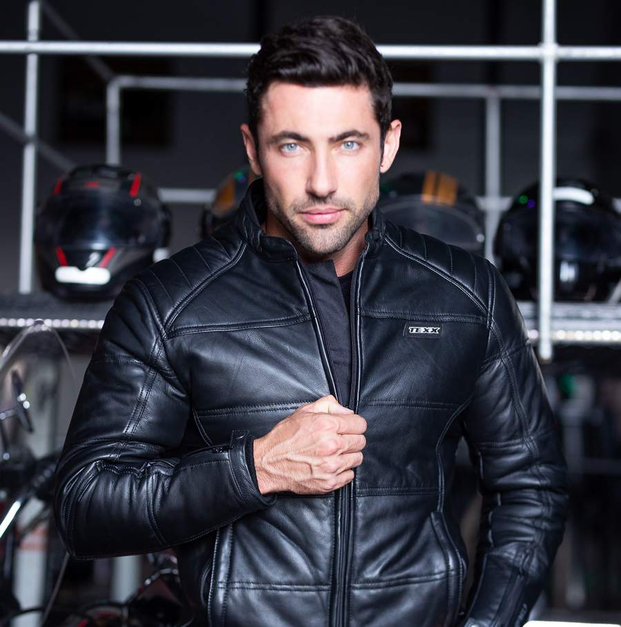 Jaqueta Cyberdog - Cr&eacute;dito Divulga&ccedil;&atilde;o TEXX 