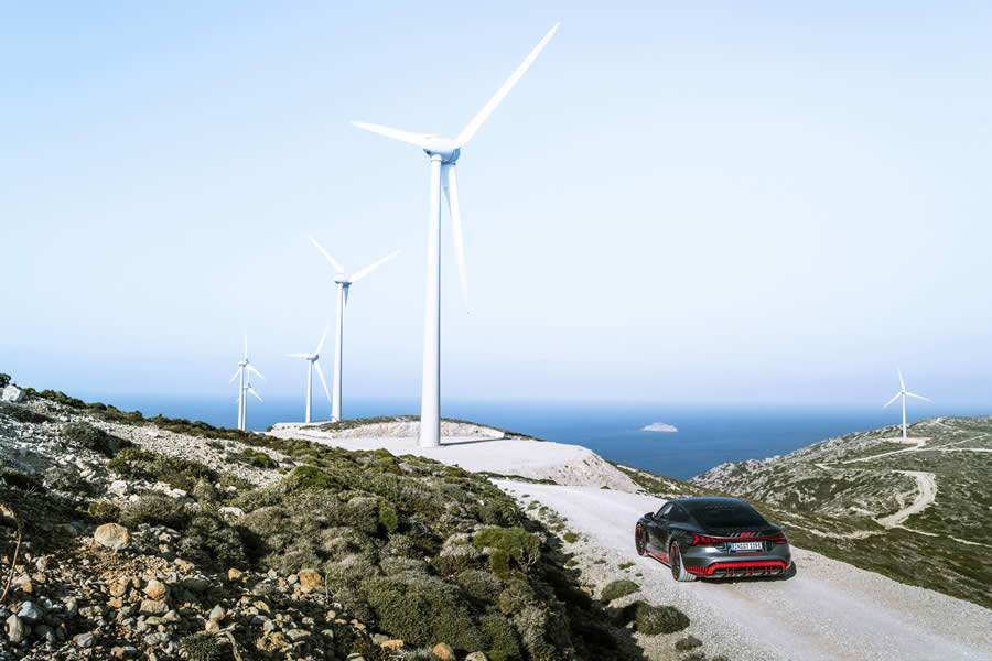 Audi inicia produ&ccedil;&atilde;o em s&eacute;rie do e-tron GT na planta de Bollinger H&ouml;fe