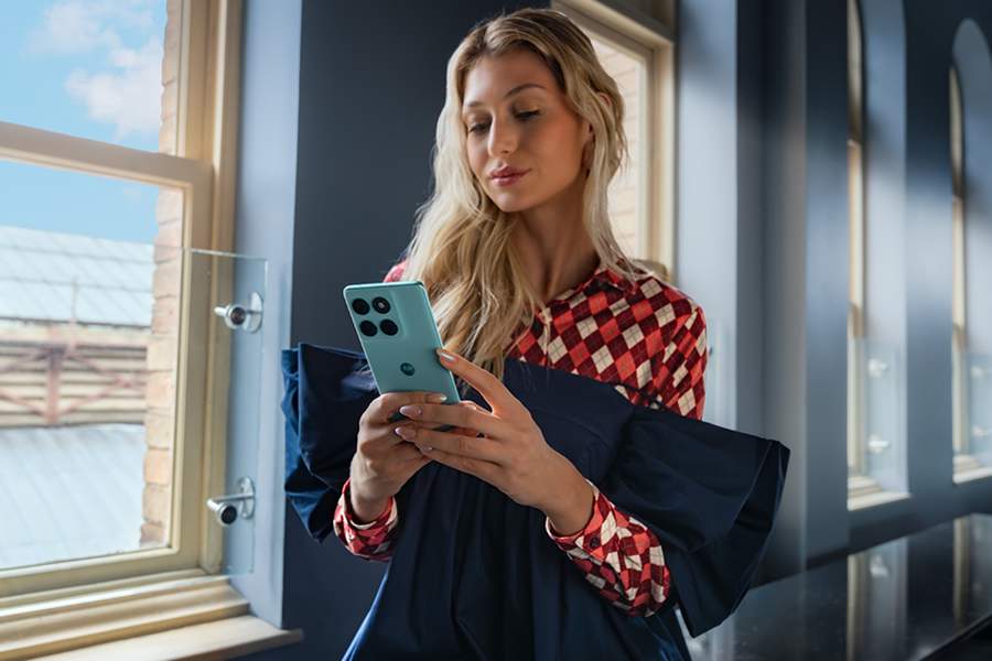 Tecnologia que veste: o guia de presentes da Motorola para um fim de ano conectado, pr&aacute;tico e com estilo