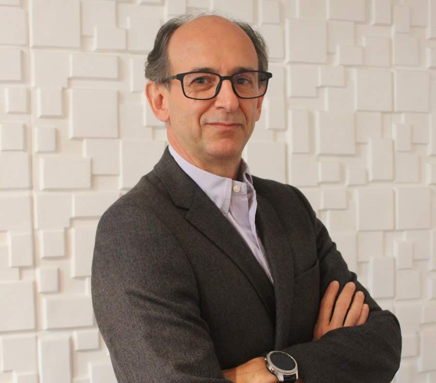 Como a IA perpetua preconceitos e impacta o futuro do trabalho