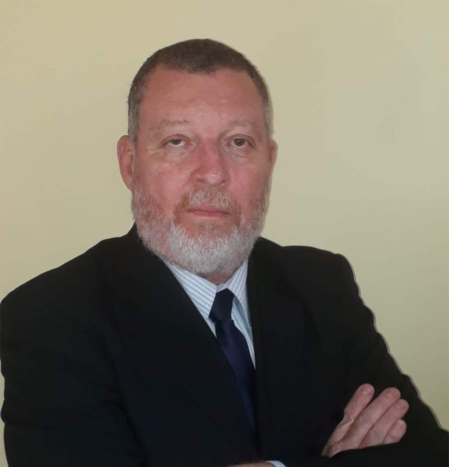 Suspens&atilde;o de contratos de trabalho, redu&ccedil;&atilde;o de jornada e sal&aacute;rio