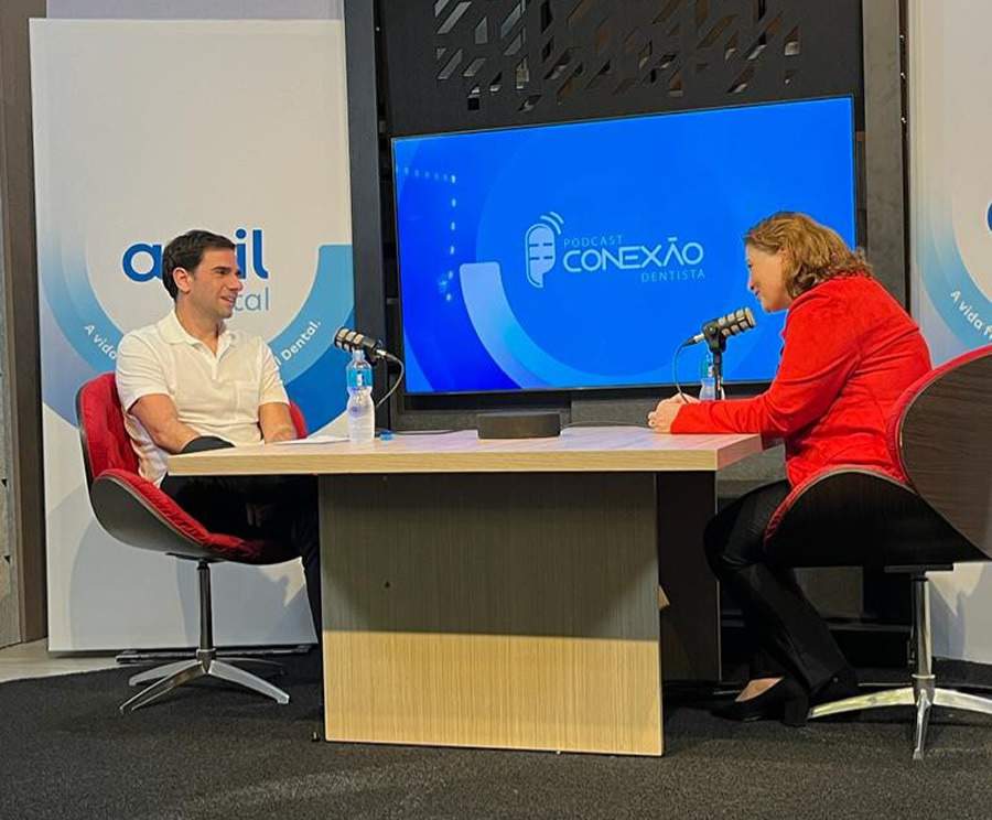 Amil Dental lan&ccedil;a o podcast Conex&atilde;o Dentista